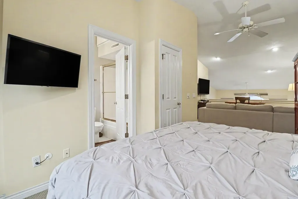 84 Harbor Drive Ludington City MI 49431