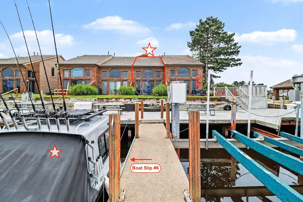 84 Harbor Drive Ludington City MI 49431