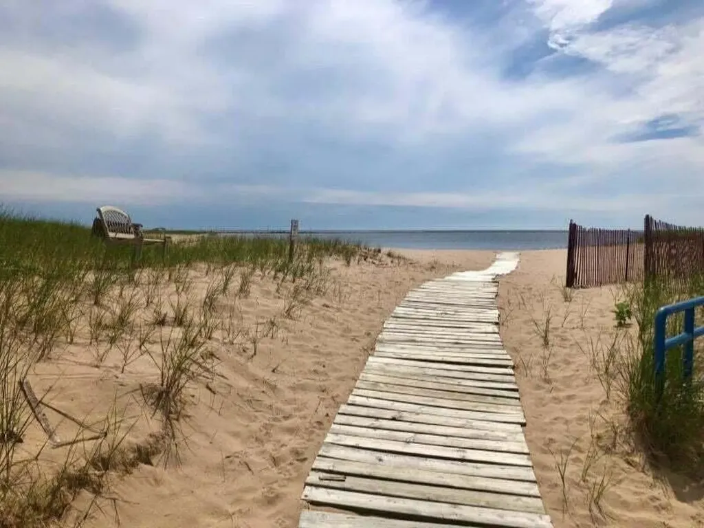84 Harbor Drive Ludington City MI 49431