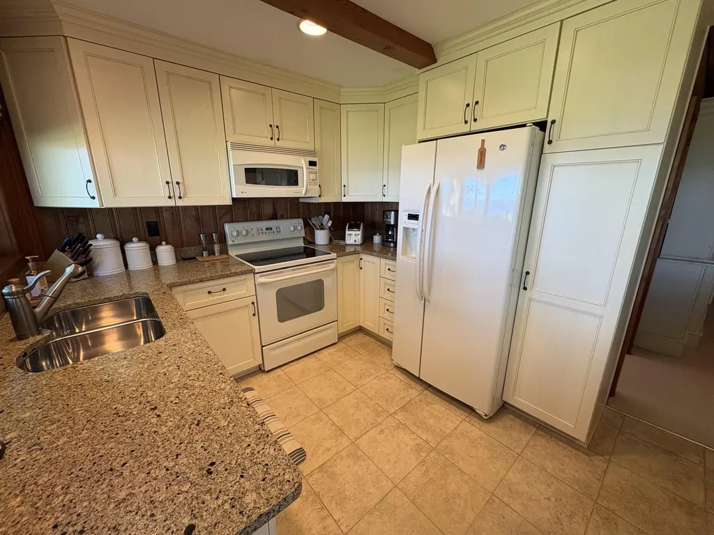 13453 Lakeside Avenue Pleasanton Township MI 49614