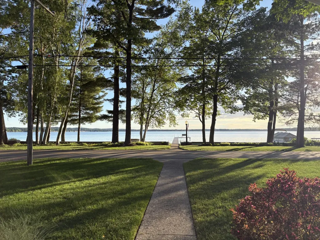 13453 Lakeside Avenue Pleasanton Township MI 49614