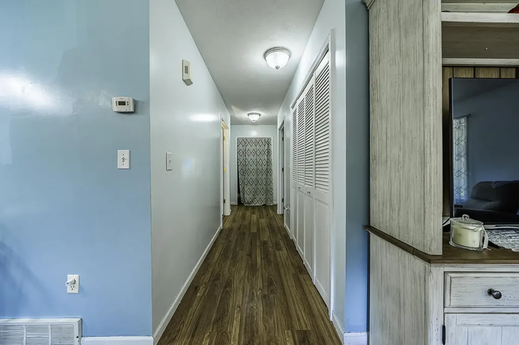 38 N Elm Street Hesperia Village MI 49421