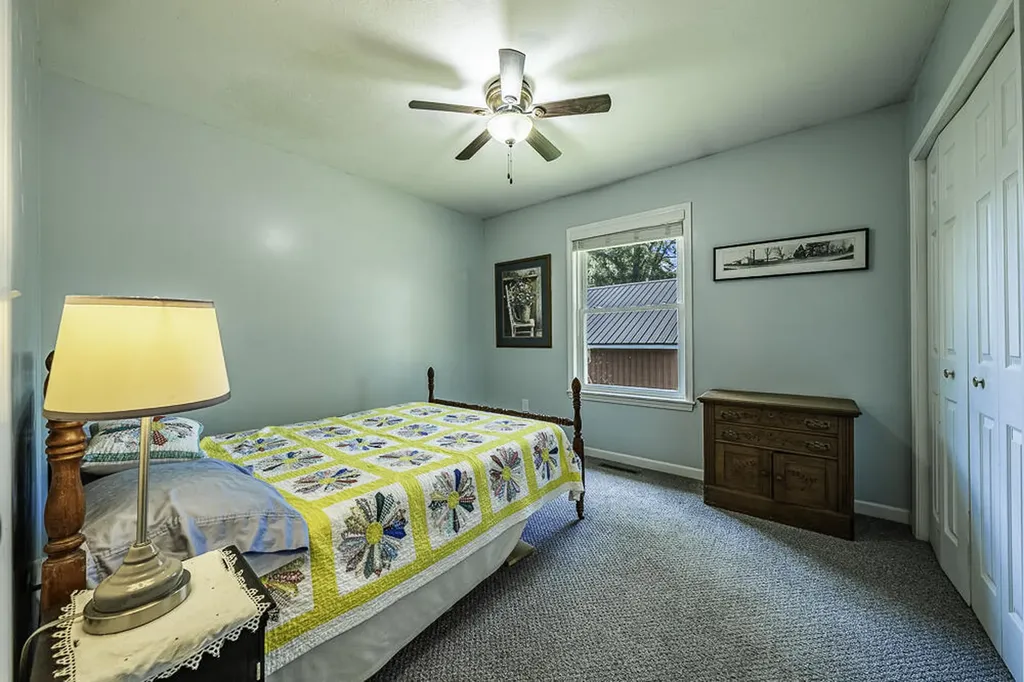 38 N Elm Street Hesperia Village MI 49421
