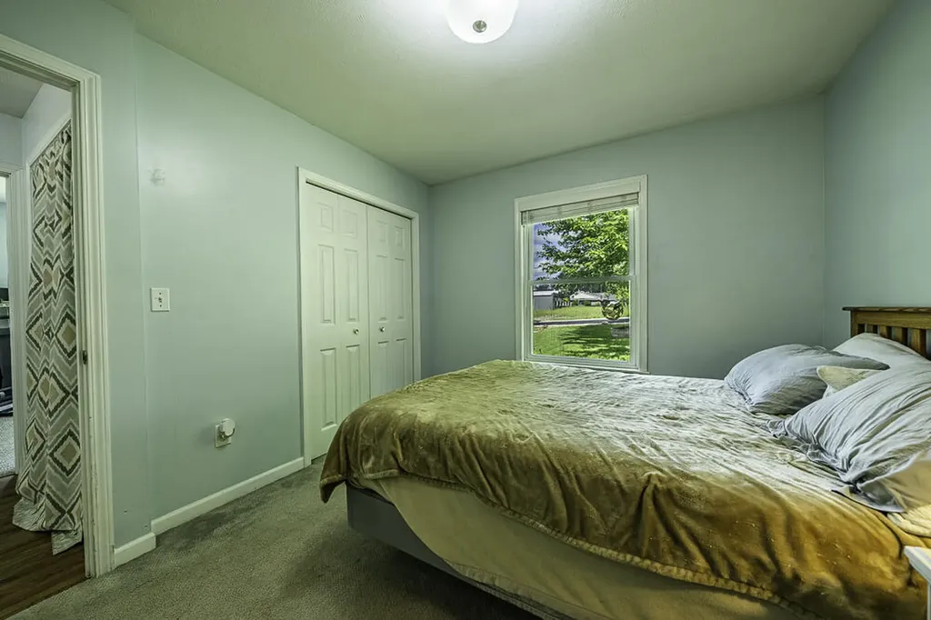 38 N Elm Street Hesperia Village MI 49421
