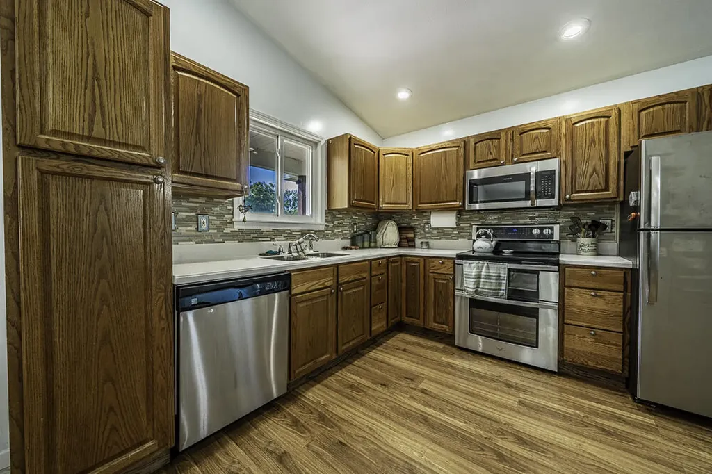 38 N Elm Street Hesperia Village MI 49421