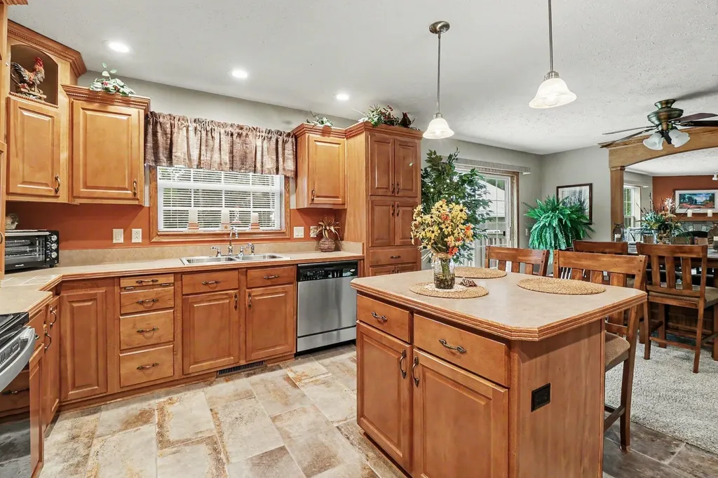 986 W Fox Farm Road Filer Charter Township MI 49660