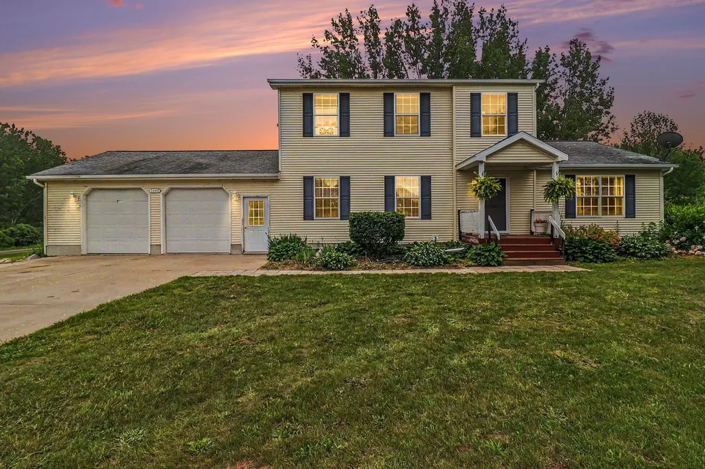 5449 W Golfside Drive Pere Marquette Charter Township MI 49431
