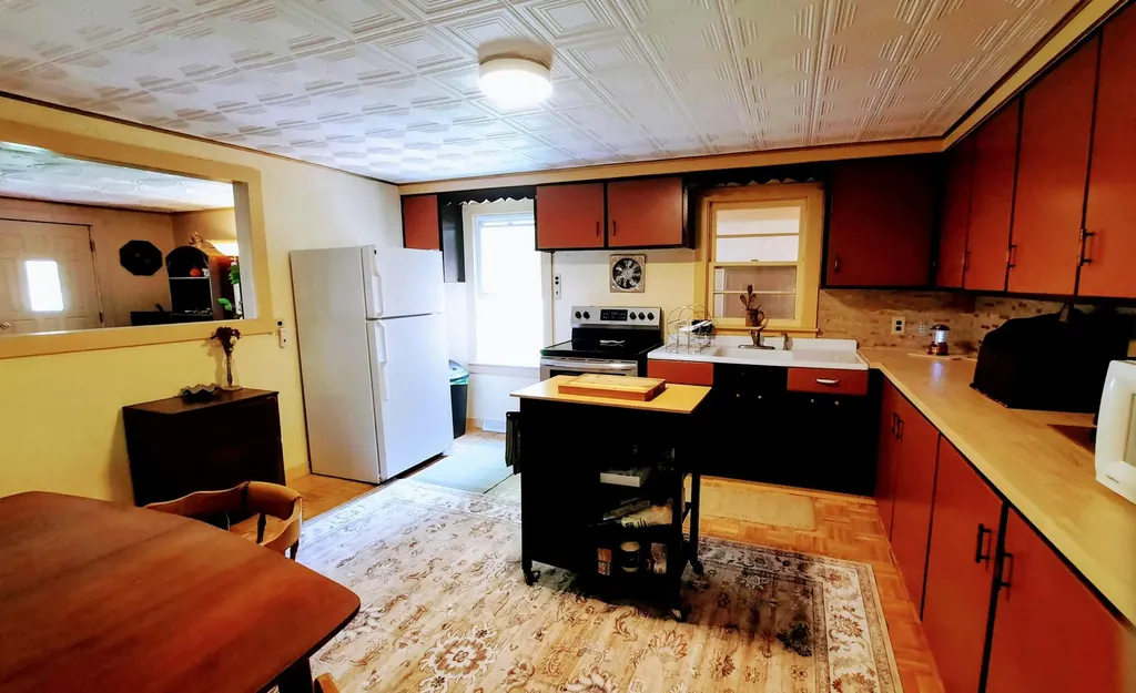 8424 3rd Street Onekama Village MI 49675