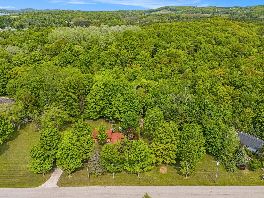 8424 3rd Street Onekama Village MI 49675