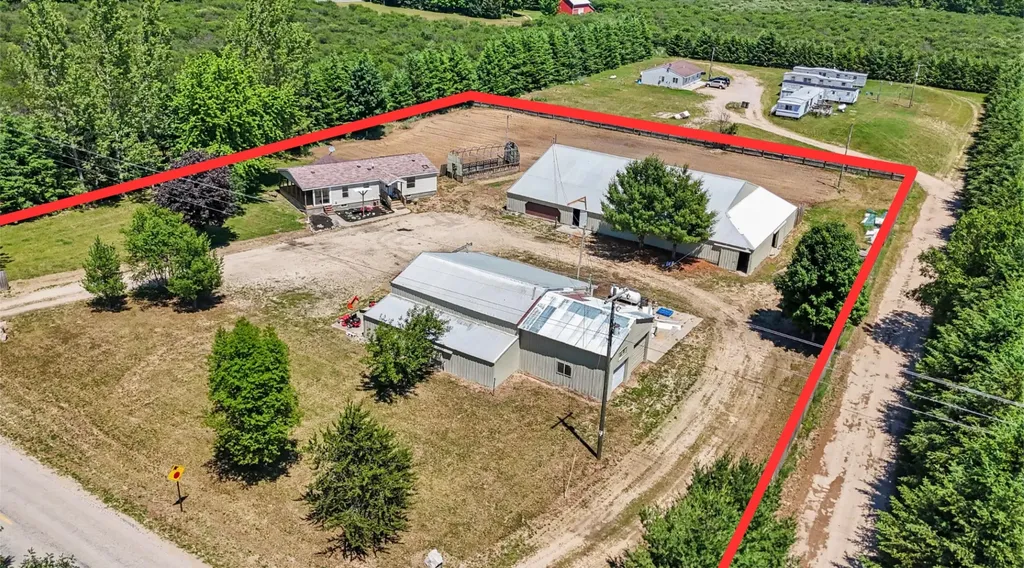 1904 N 48th Avenue Golden Township MI 49436