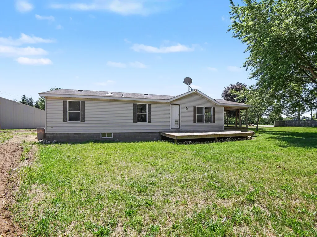 1904 N 48th Avenue Golden Township MI 49436