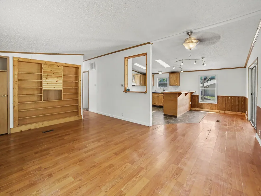1904 N 48th Avenue Golden Township MI 49436