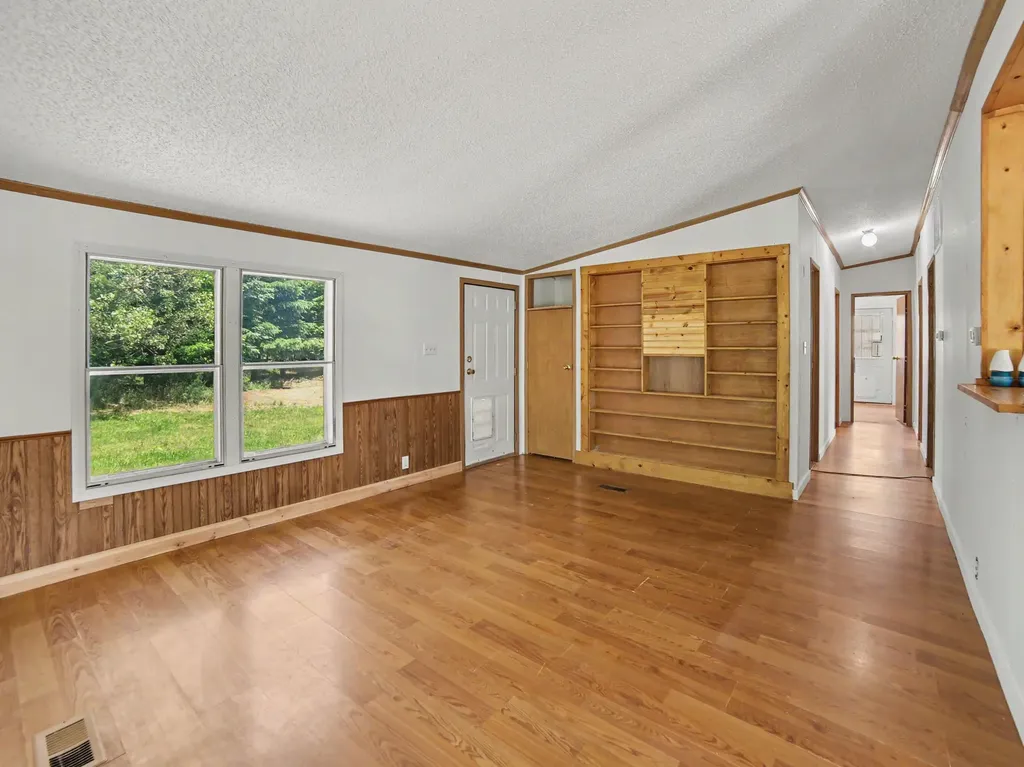 1904 N 48th Avenue Golden Township MI 49436