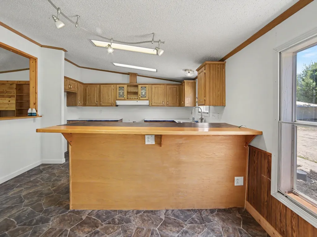 1904 N 48th Avenue Golden Township MI 49436