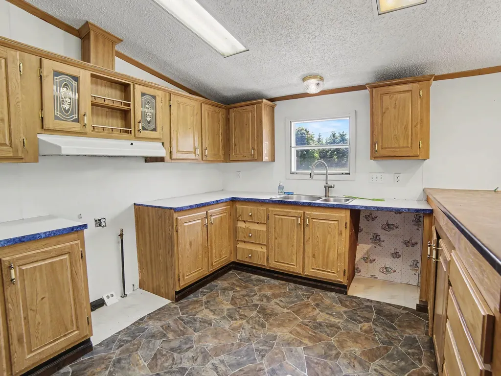 1904 N 48th Avenue Golden Township MI 49436