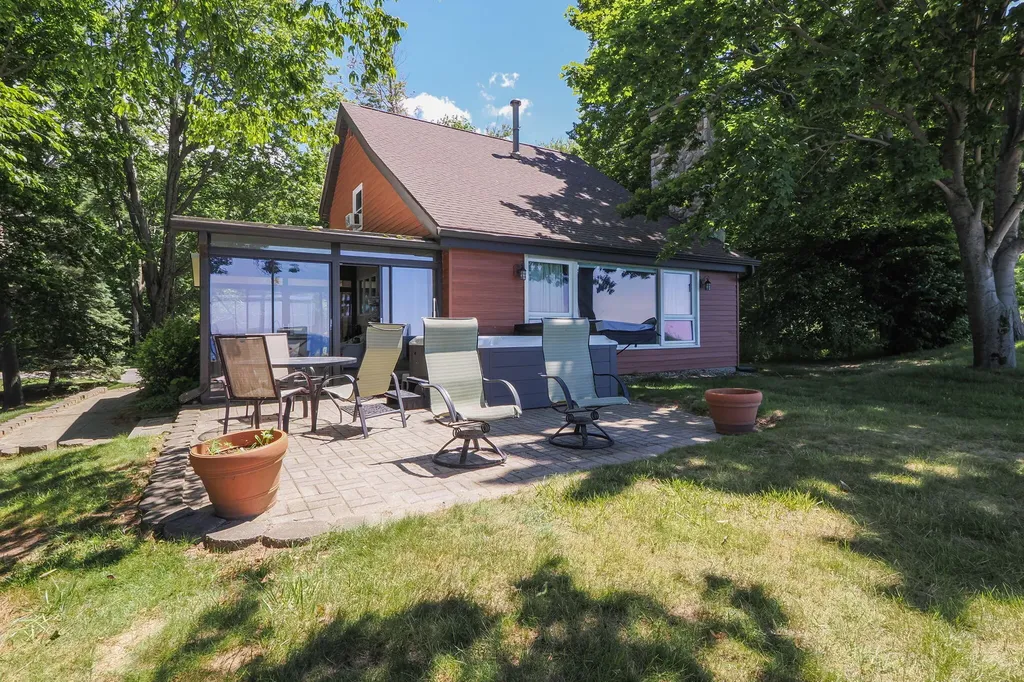 4616 W Fox Farm Road Filer Charter Township MI 49660