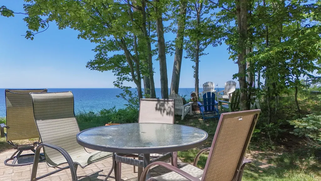 4616 W Fox Farm Road Filer Charter Township MI 49660