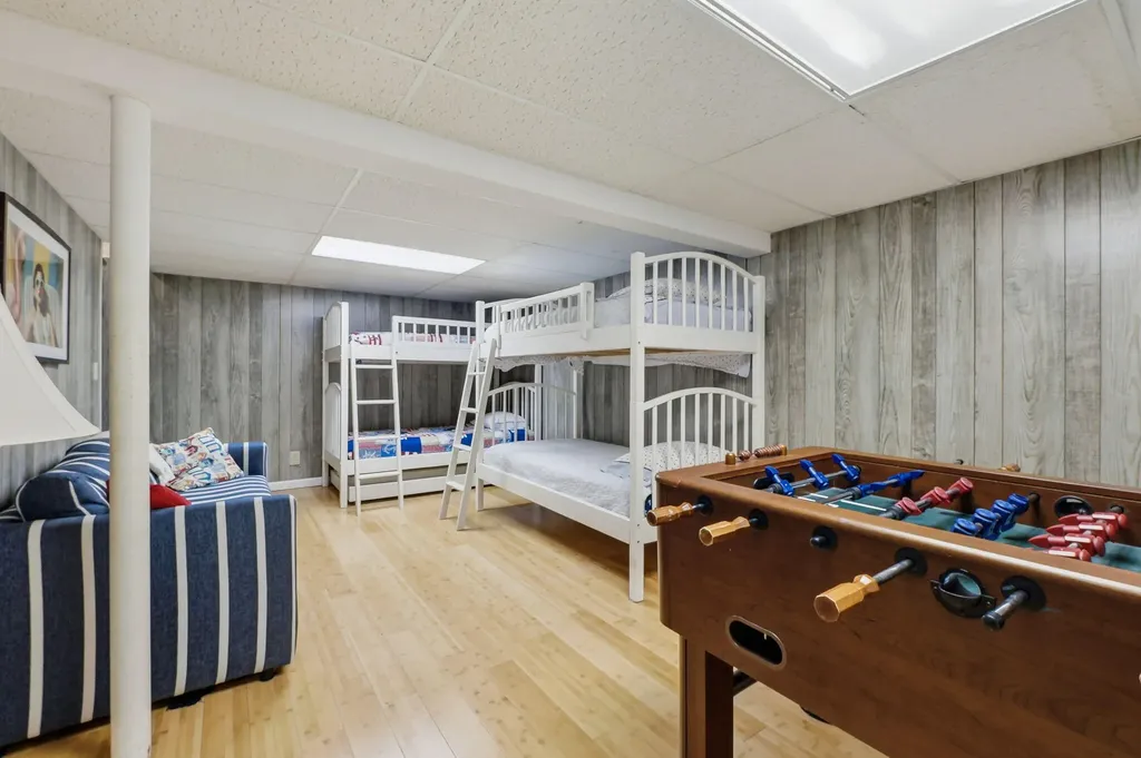 4616 W Fox Farm Road Filer Charter Township MI 49660
