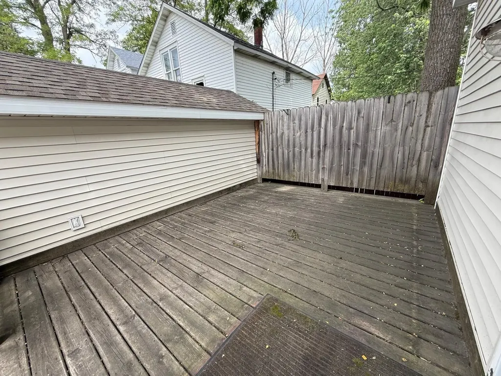 603 S George Street Ludington City MI 49431