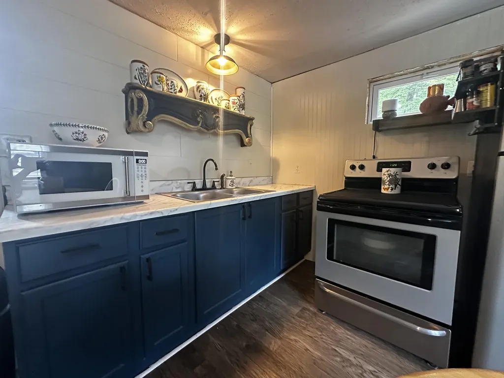 16928 6th Street Norman Township MI 49689