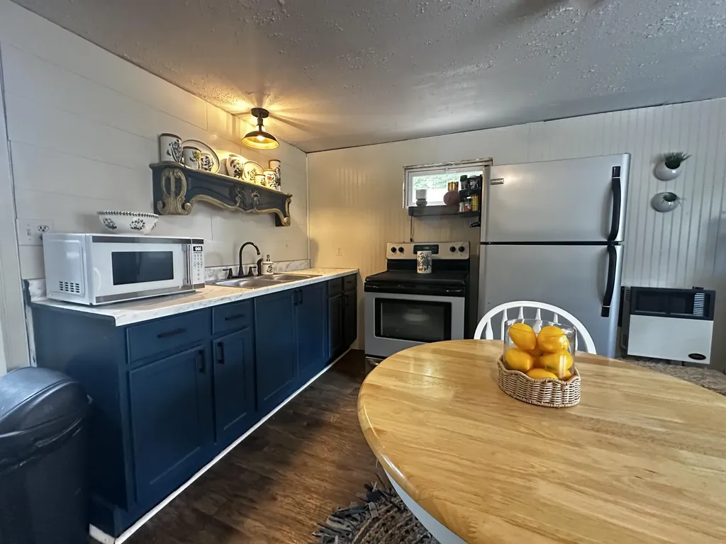16928 6th Street Norman Township MI 49689