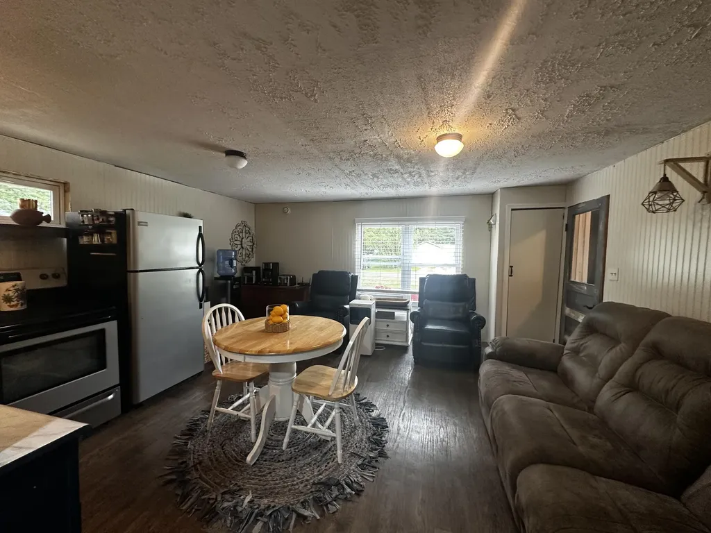 16928 6th Street Norman Township MI 49689