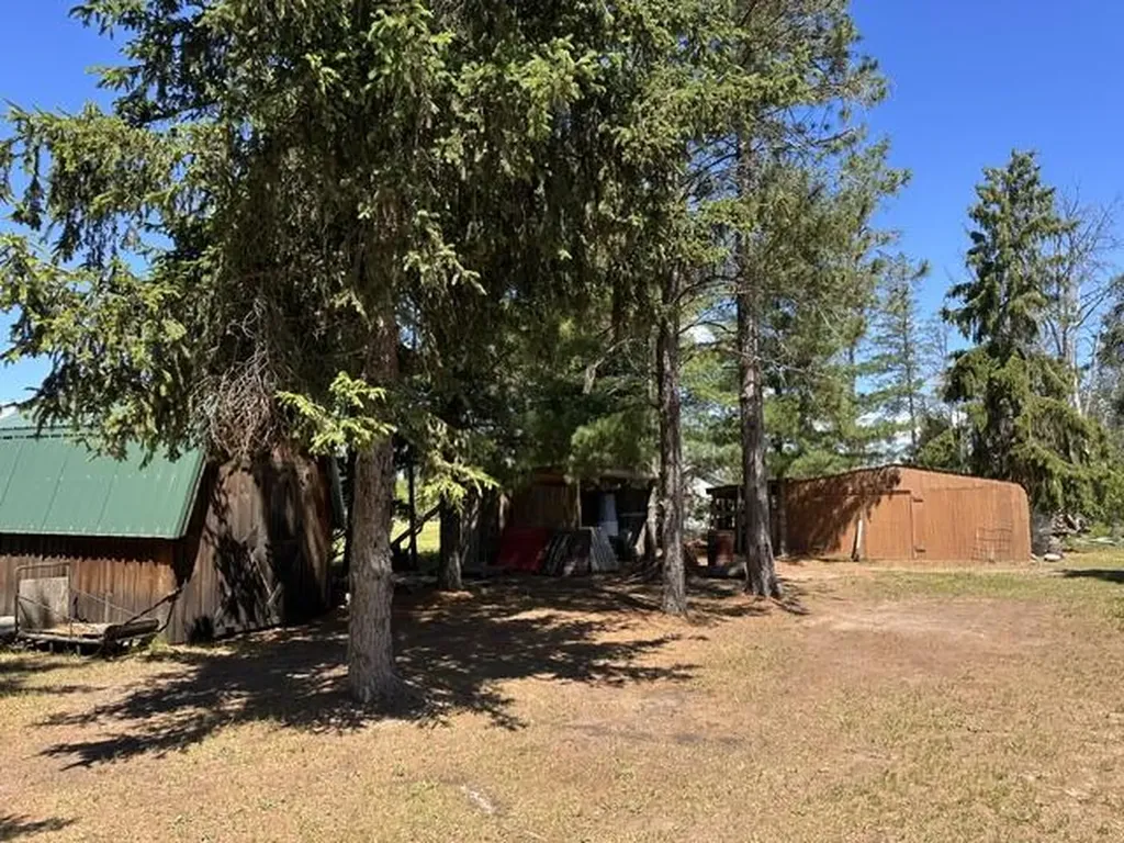 164 W 10 Mile Eden Township MI 49644
