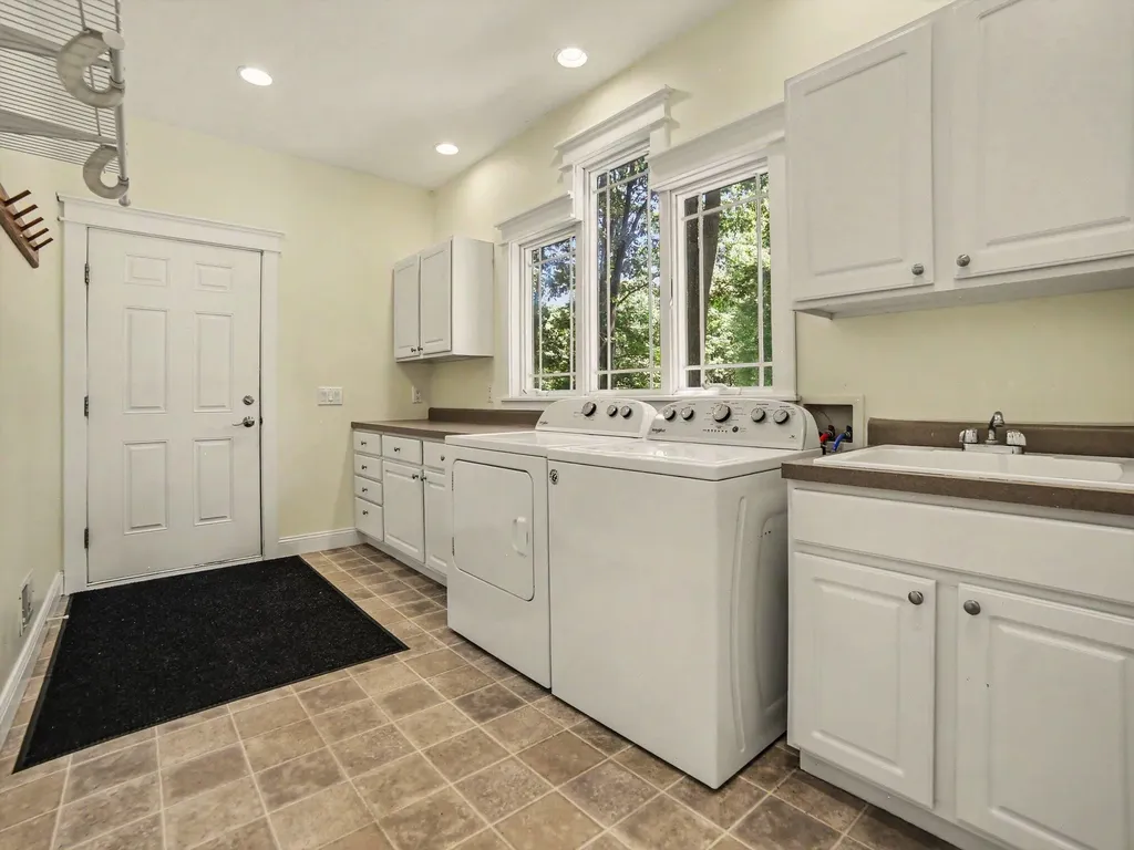1561 N Wooded Lake Drive Hamlin Township MI 49431