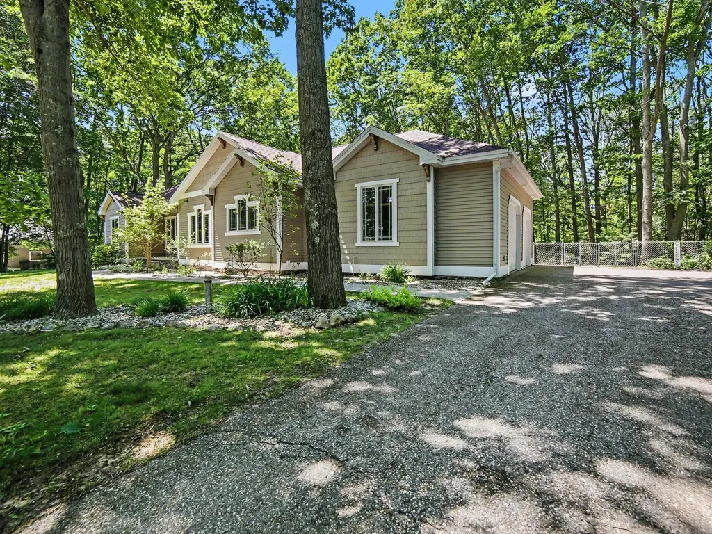 1561 N Wooded Lake Drive Hamlin Township MI 49431