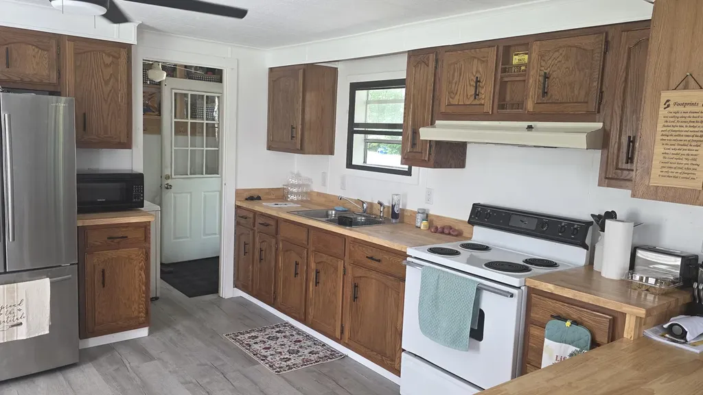 6505 E Dewey Road Sheridan Township MI 49410