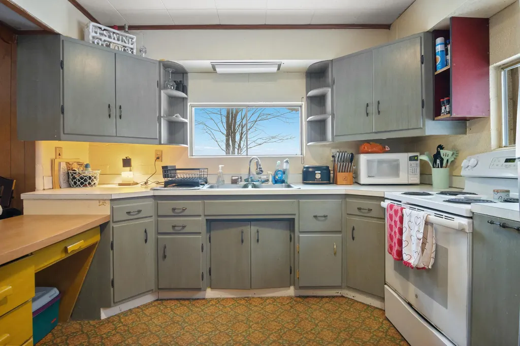 95 E Piney Road Manistee Township MI 49660