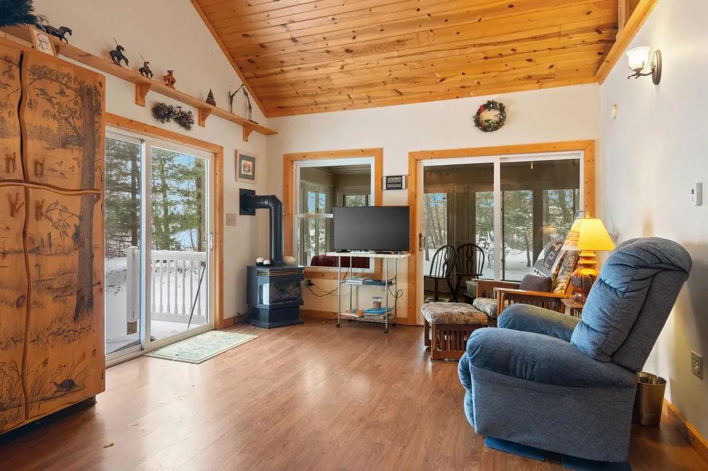 63 E Piney Road Manistee Township MI 49660