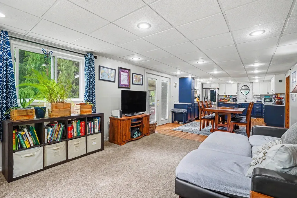 2430 W Woodrow Road Shelby Township MI 49455