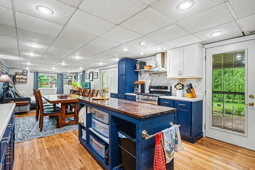 2430 W Woodrow Road Shelby Township MI 49455