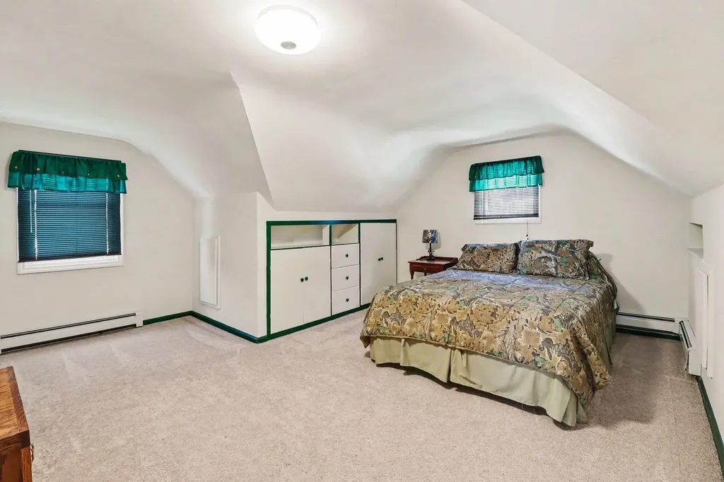 311 N Reinberg Avenue Scottville City MI 49454