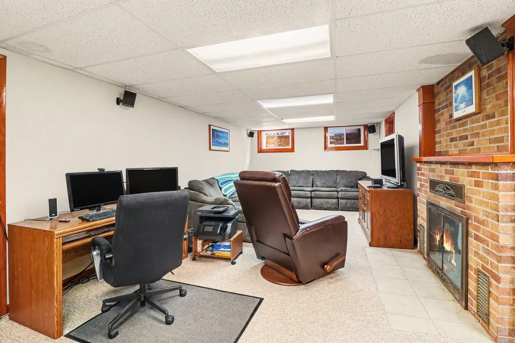 311 N Reinberg Avenue Scottville City MI 49454