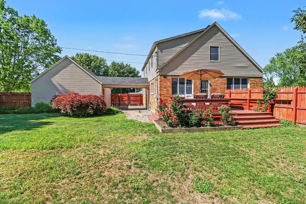 311 N Reinberg Avenue Scottville City MI 49454
