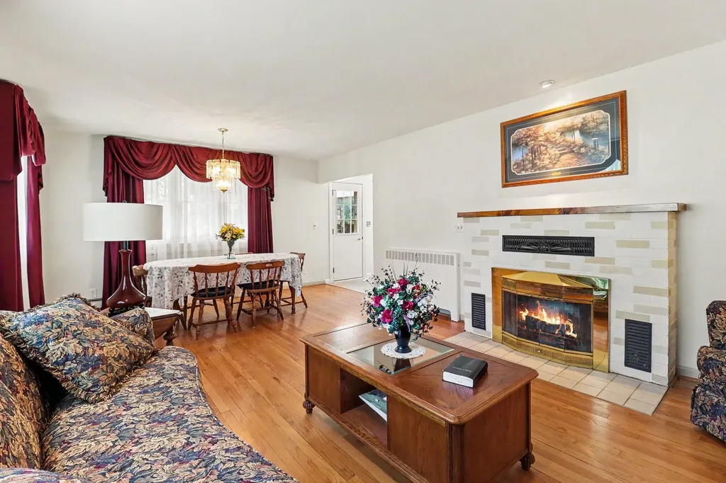 311 N Reinberg Avenue Scottville City MI 49454