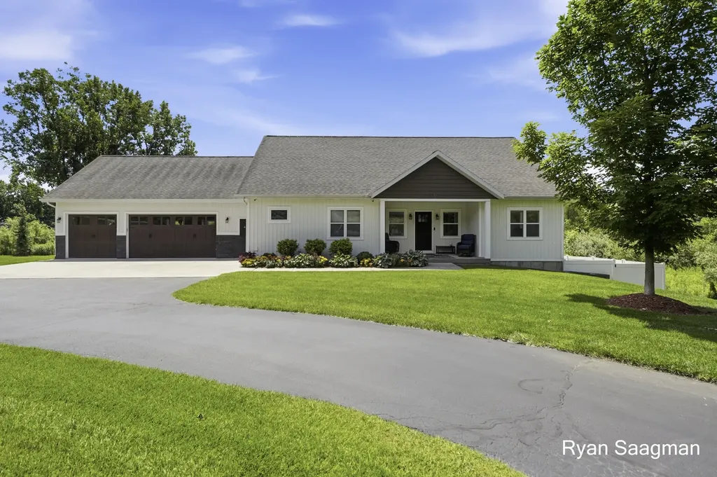 6360 Cannonsburg Road NE Cannon Township MI 49306