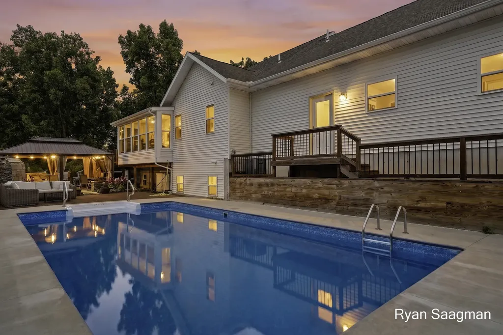 6360 Cannonsburg Road NE Cannon Township MI 49306