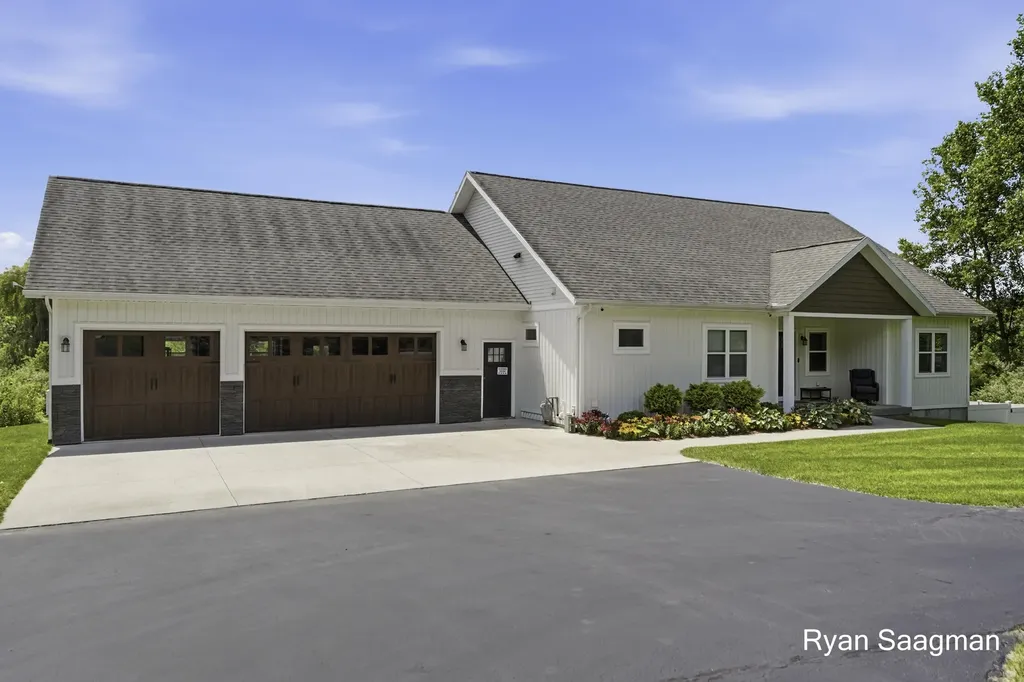 6360 Cannonsburg Road NE Cannon Township MI 49306
