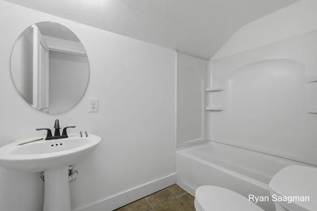 6360 Cannonsburg Road NE Cannon Township MI 49306