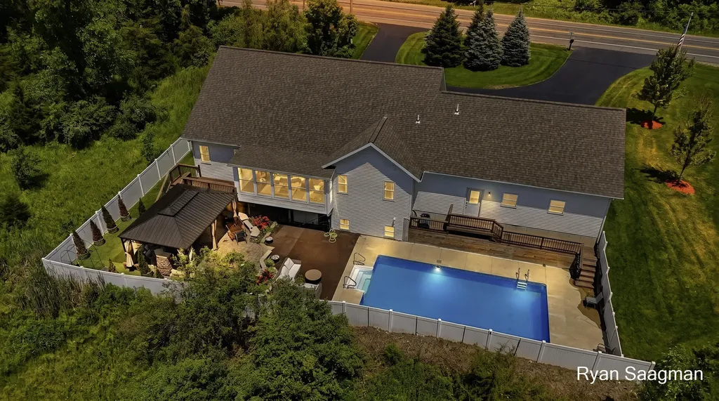 6360 Cannonsburg Road NE Cannon Township MI 49306