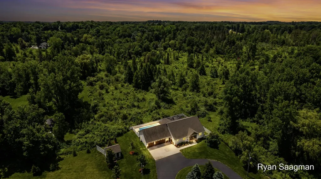 6360 Cannonsburg Road NE Cannon Township MI 49306