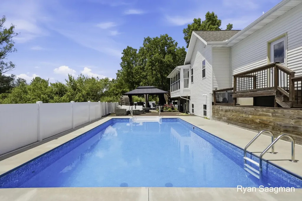 6360 Cannonsburg Road NE Cannon Township MI 49306
