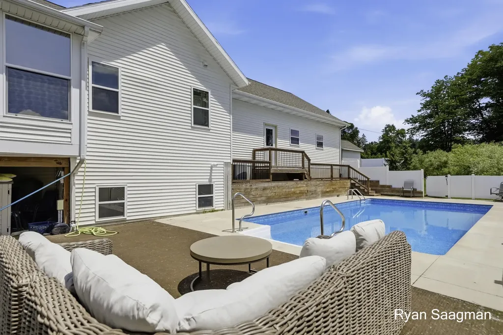6360 Cannonsburg Road NE Cannon Township MI 49306