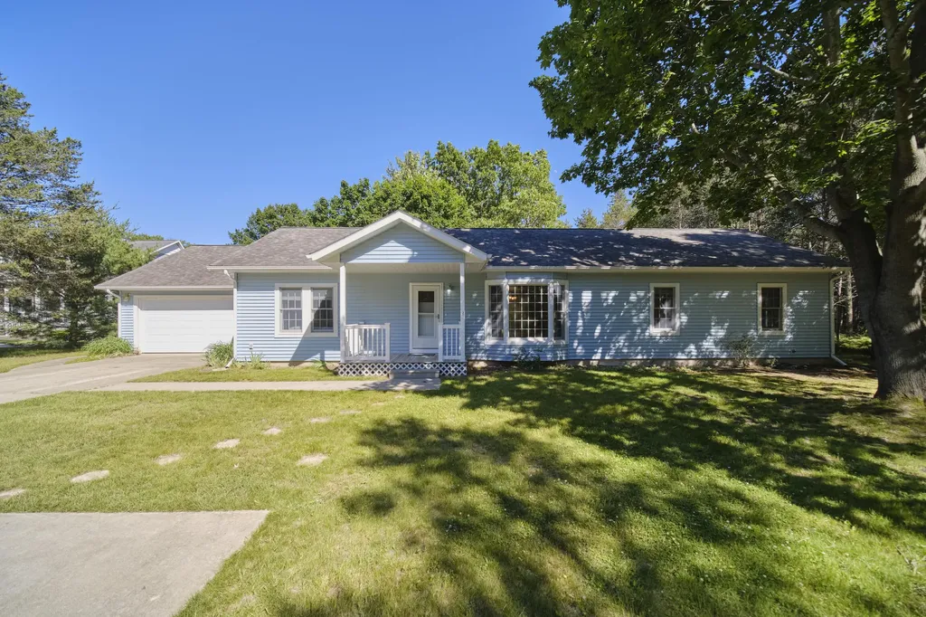 2721 Red Apple Road Filer Charter Township MI 49660