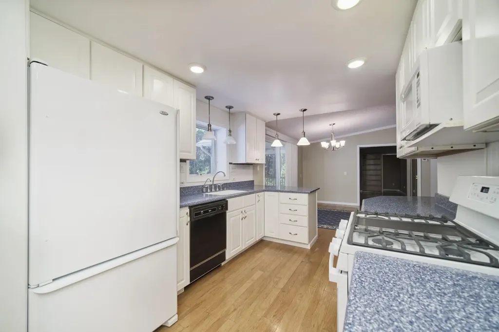 2721 Red Apple Road Filer Charter Township MI 49660