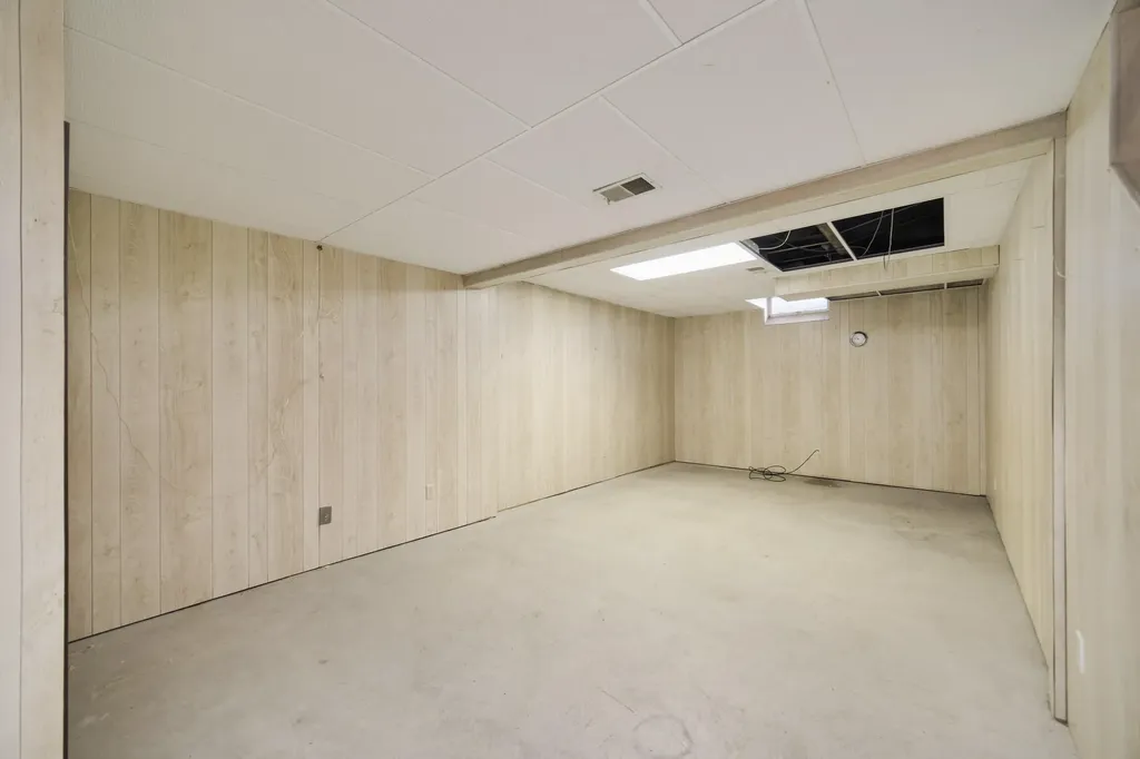 2721 Red Apple Road Filer Charter Township MI 49660