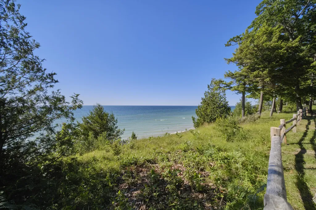 2721 Red Apple Road Filer Charter Township MI 49660